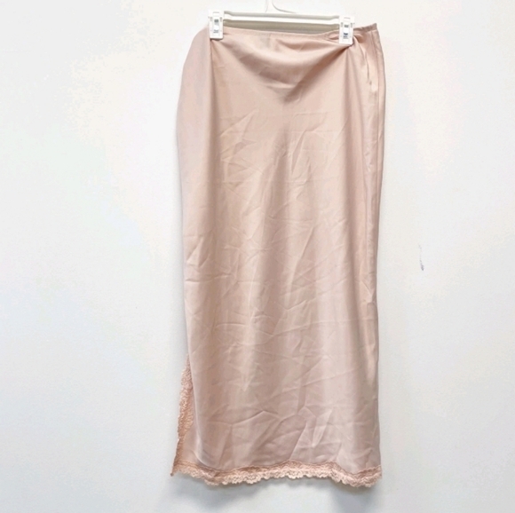 Wild Fable Women's Light Pink Satin Lace Trim Midi Skirt Berry Size M Waist 16 - Picture 6 of 8
